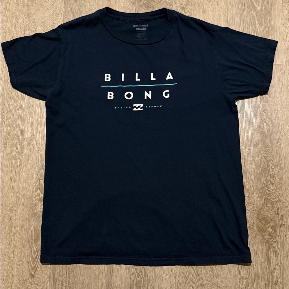 BillaBong Men’s T-Shirt (Medium)